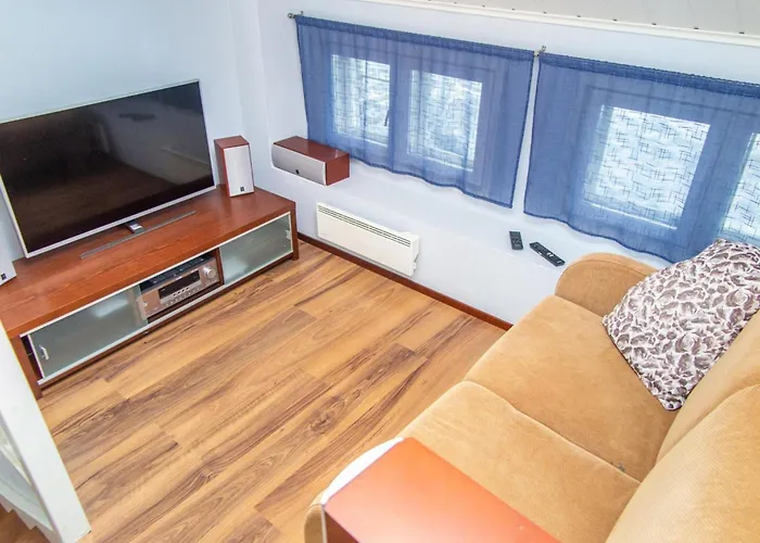 Tahkonkallio 34 A By Interhome 塔库沃里